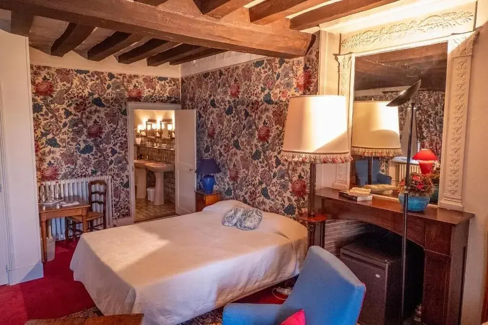 Afficher la photo 6 — le relais cicero