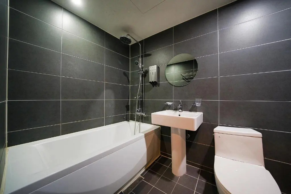 Deluxe Double room (full double bed)
