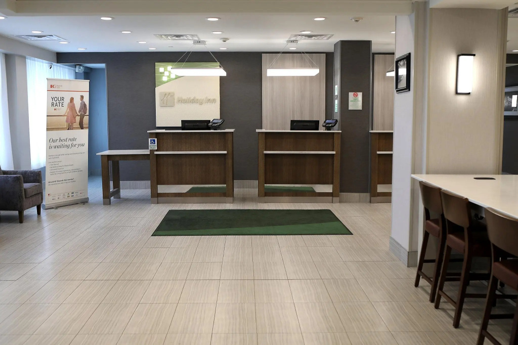 Holiday Inn Chicago Oakbrook by IHG - Général
