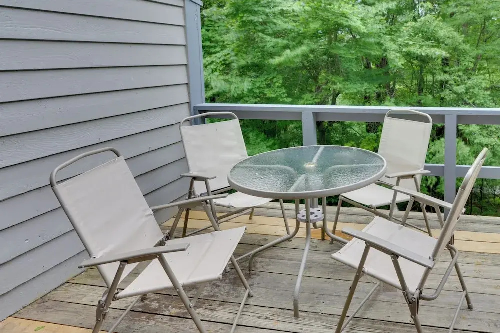 Swiss Mtn Condo: 3 Mi to Seven Springs Resort