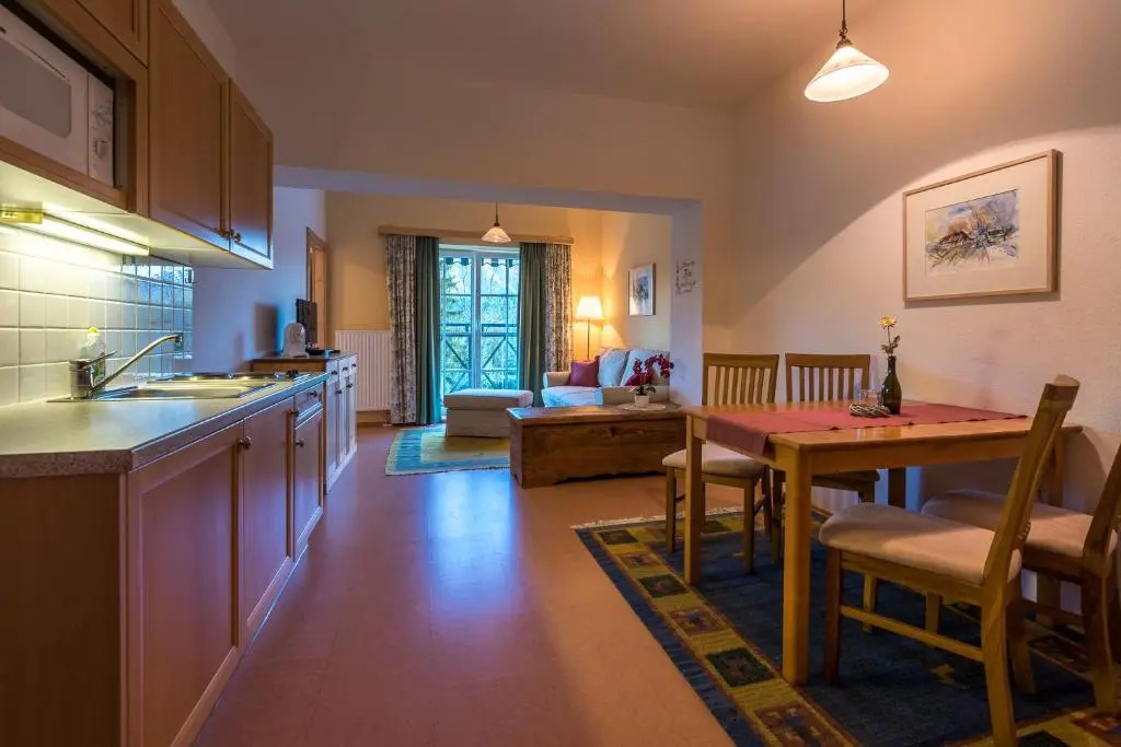 Ferienwohnungen Hotel Garni Dörflerwirt - Chambres