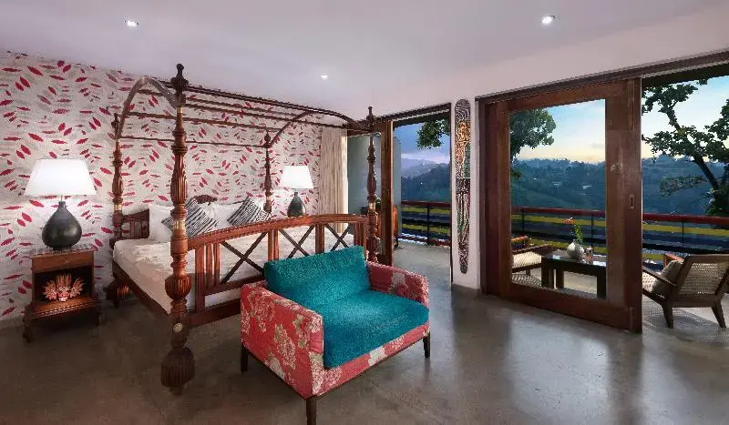 Deluxe Suite with balcony and with garden view
