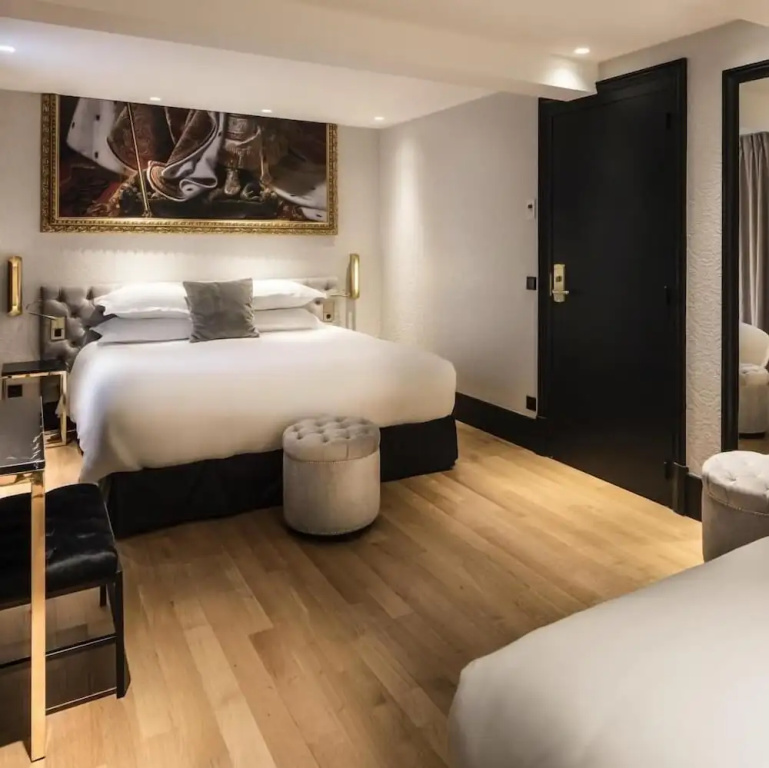 Quadruple room
