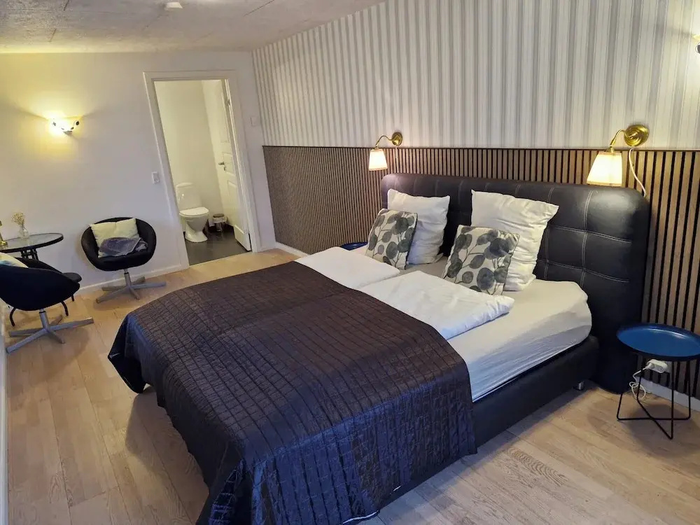 Deluxe Double room with garden view (full double bed)