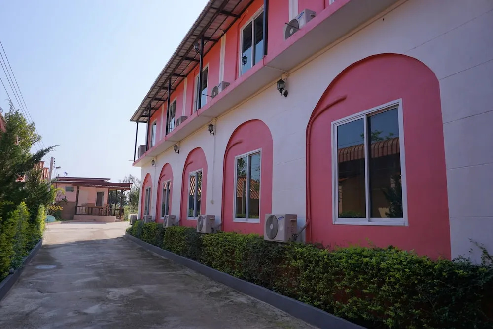Eing Pu Chiangkhan Hotel