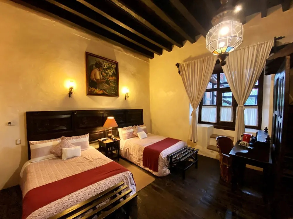 Hotel Mansion Iturbe - Chambres