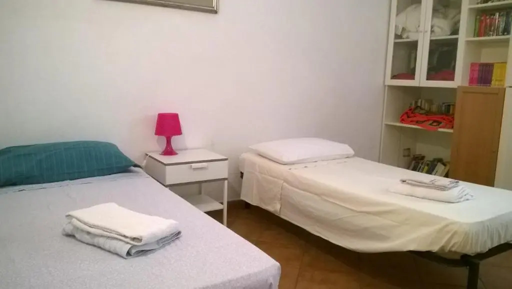 Economy room