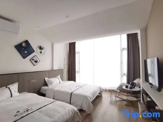 Deluxe Double room (twin beds)