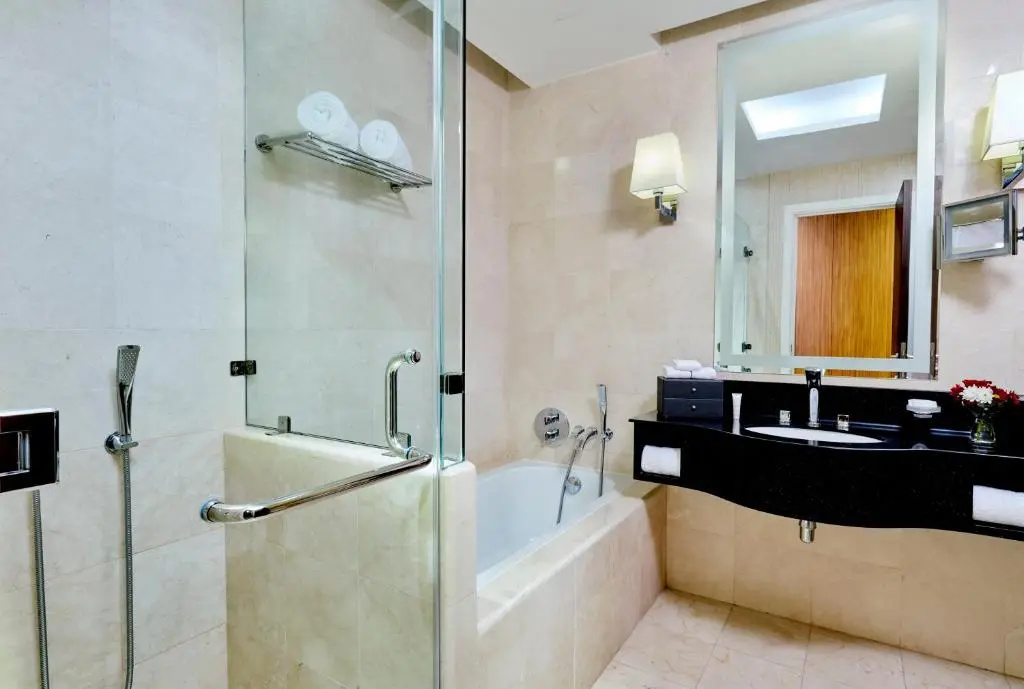Best Plaza Hotel West Bay - Chambres