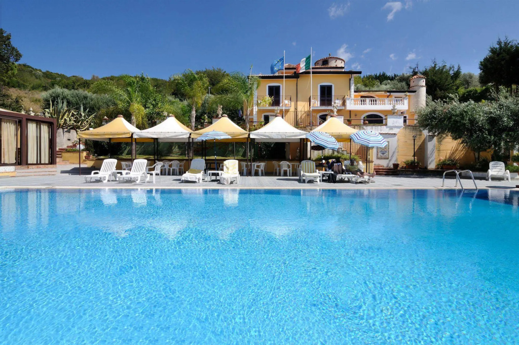 Hotel photo 10
