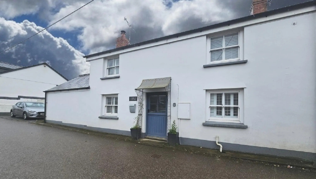 Church Cottage West Down, Sleeps 6-7, Dog Friendly