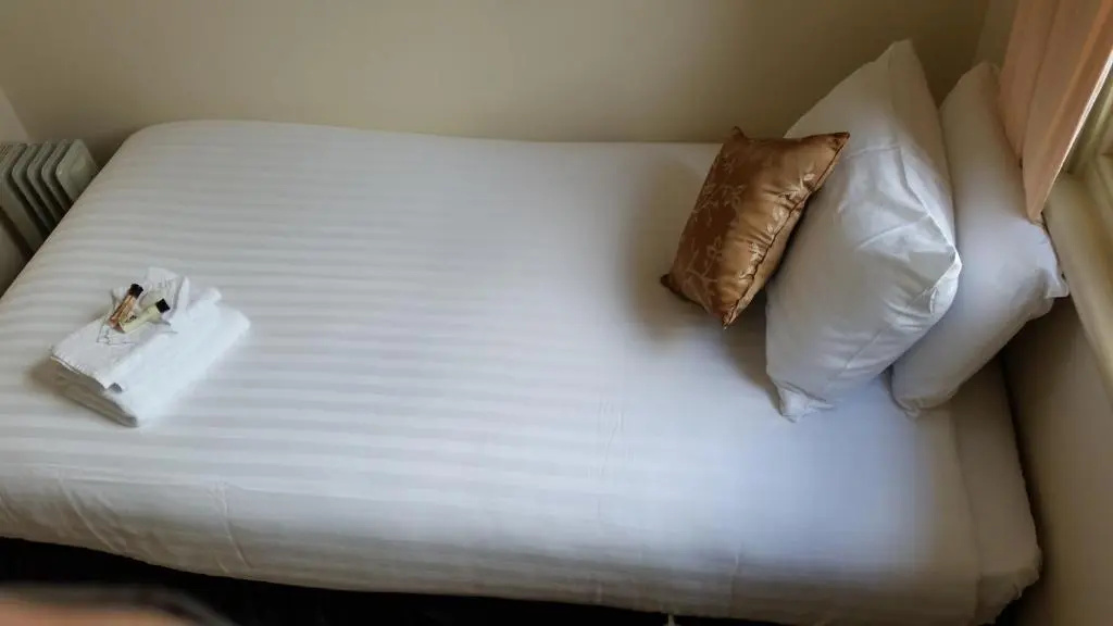 Empire Hotel Deloraine - Chambres