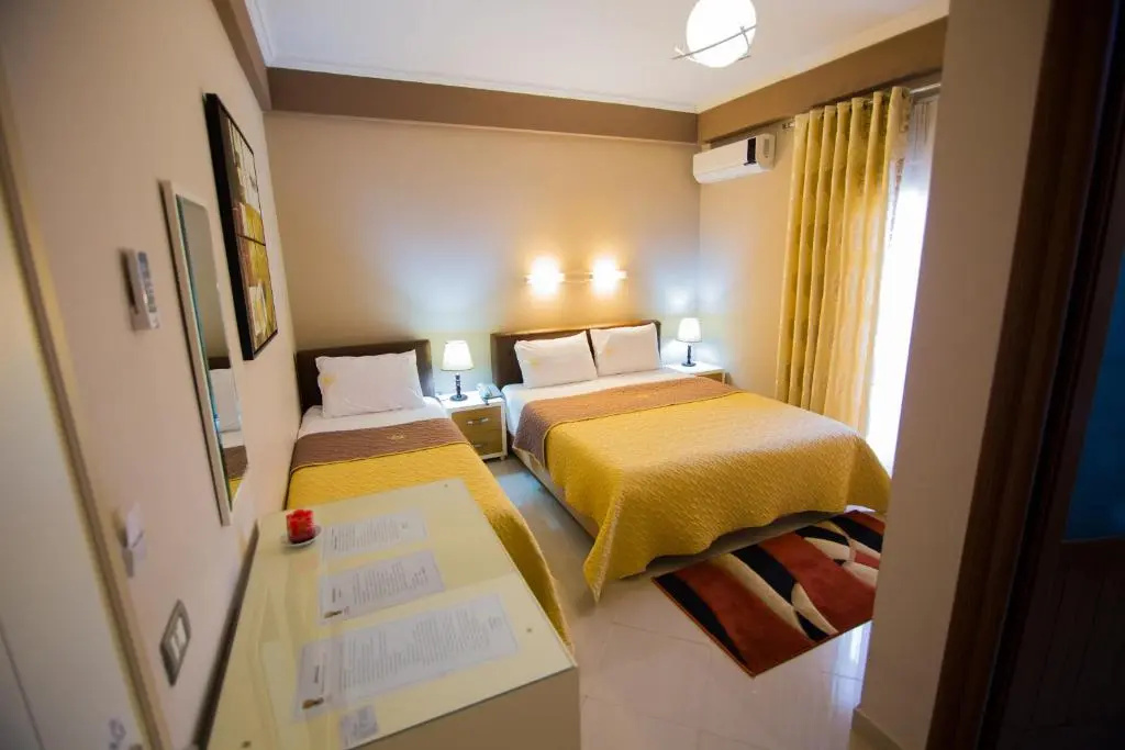 Hotel Dea 2002 - Chambres