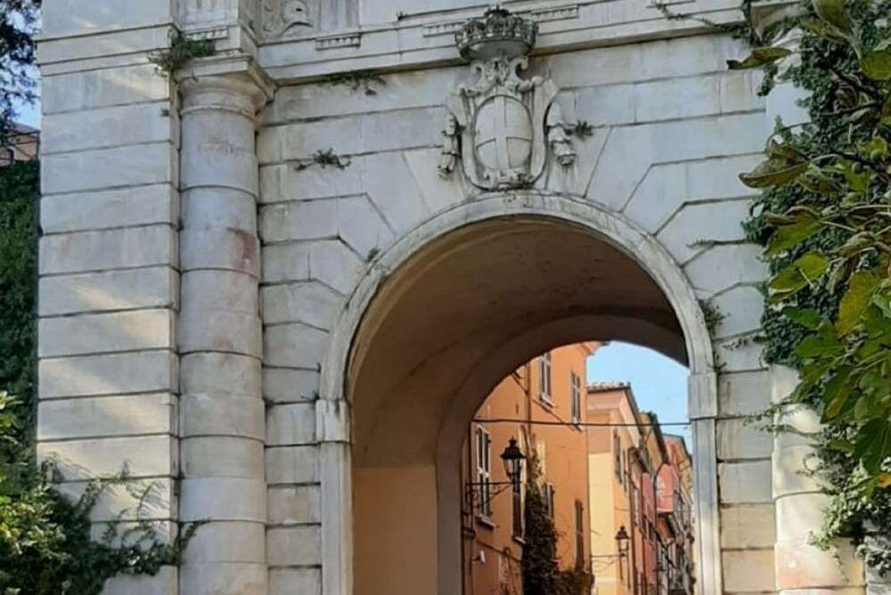 Sarzana White Apartment nel Centro Storico