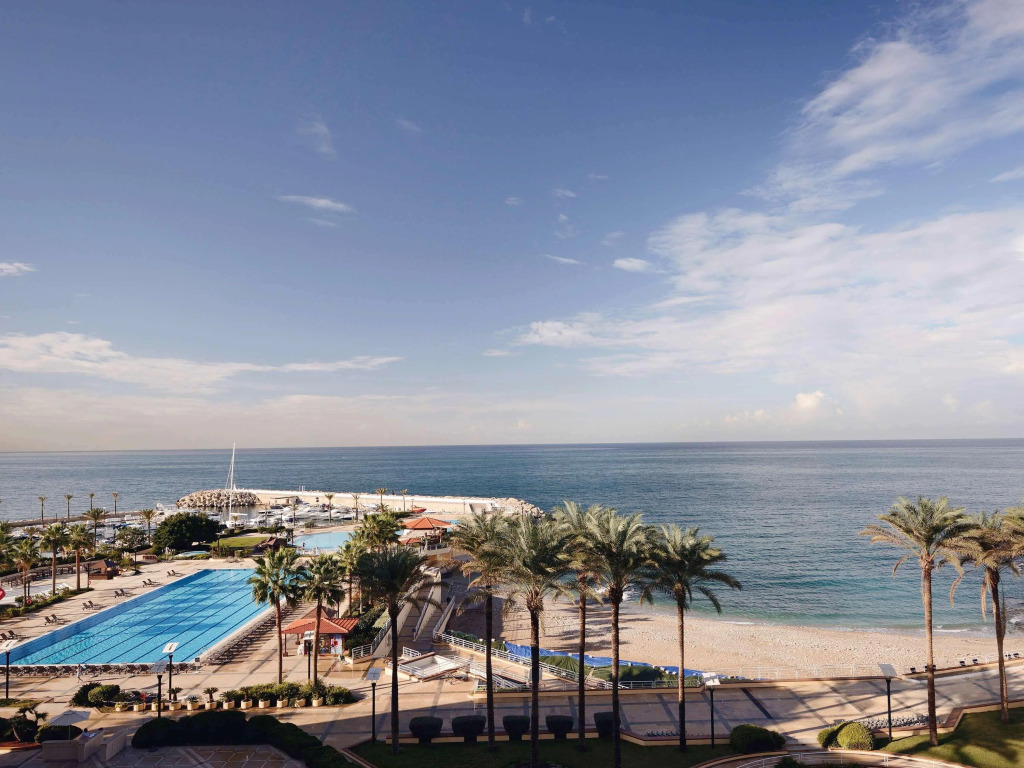 Mövenpick Hotel Beirut - фото 17