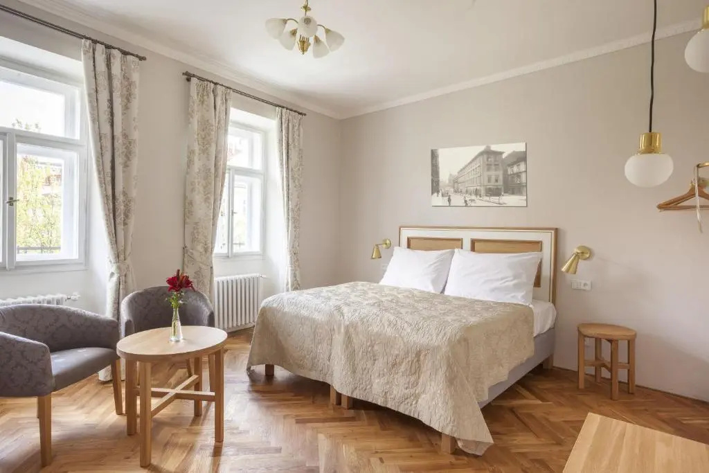 Hotel At the Golden Scissors - Chambres
