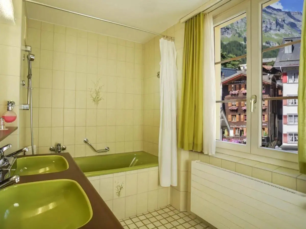 Thermalhotels und Walliser Alpentherme & SPA Leukerbad - Général