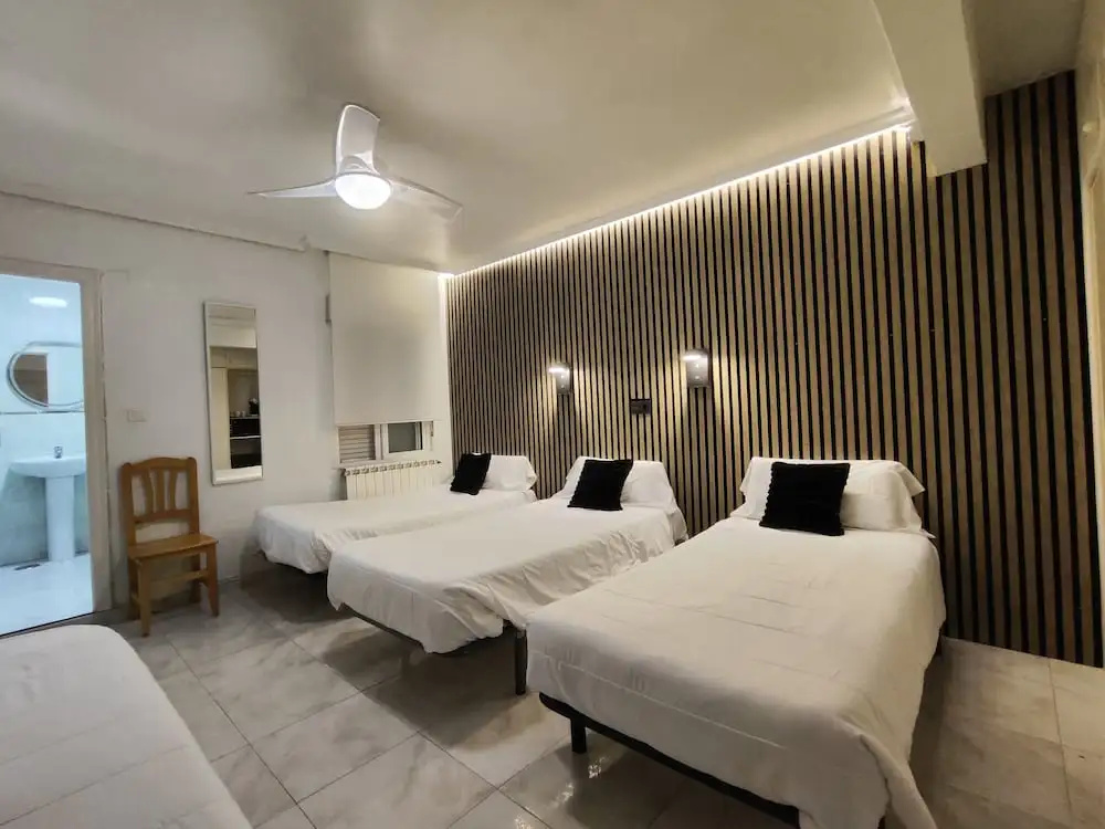 1 Bedroom Standard Quadruple room
