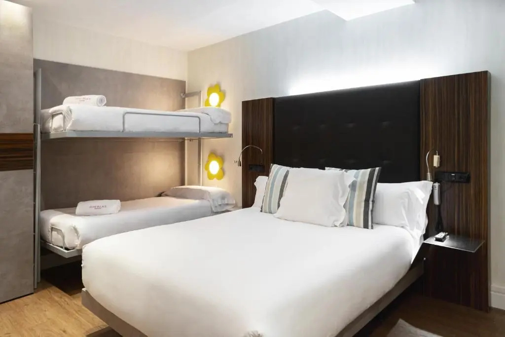 Petit Palace Tamarises - Chambres