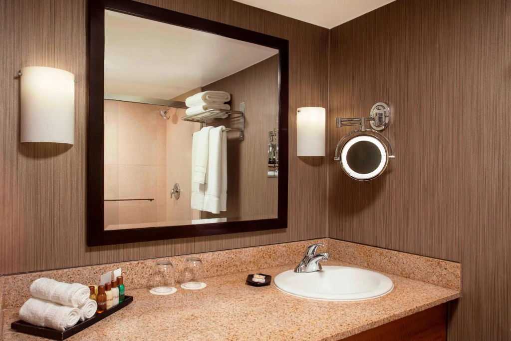 Courtland Grand Hotel, Trademark Collection by Wyndham - Chambres