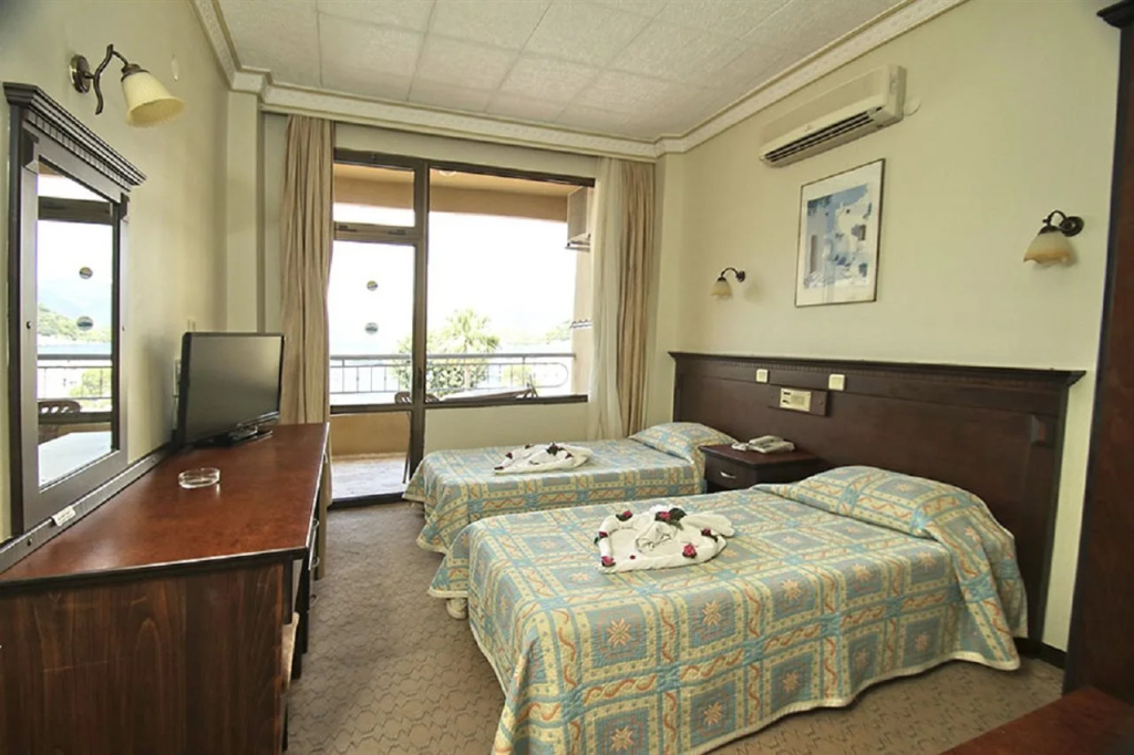 Hotel Golmar Beach — фото