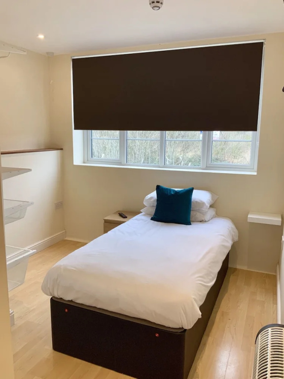 Eazzzy rooms Corby - Chambres