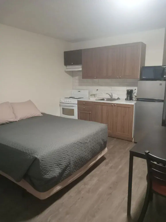 Economy room