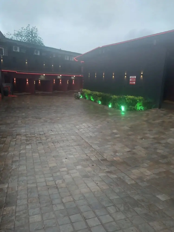 up motel2