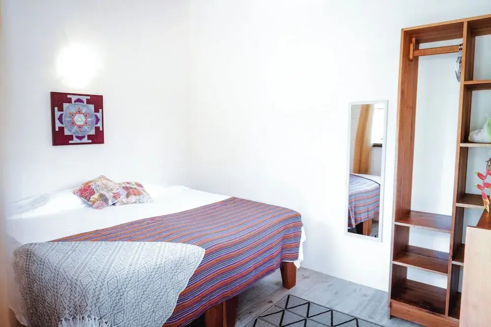 Economy room