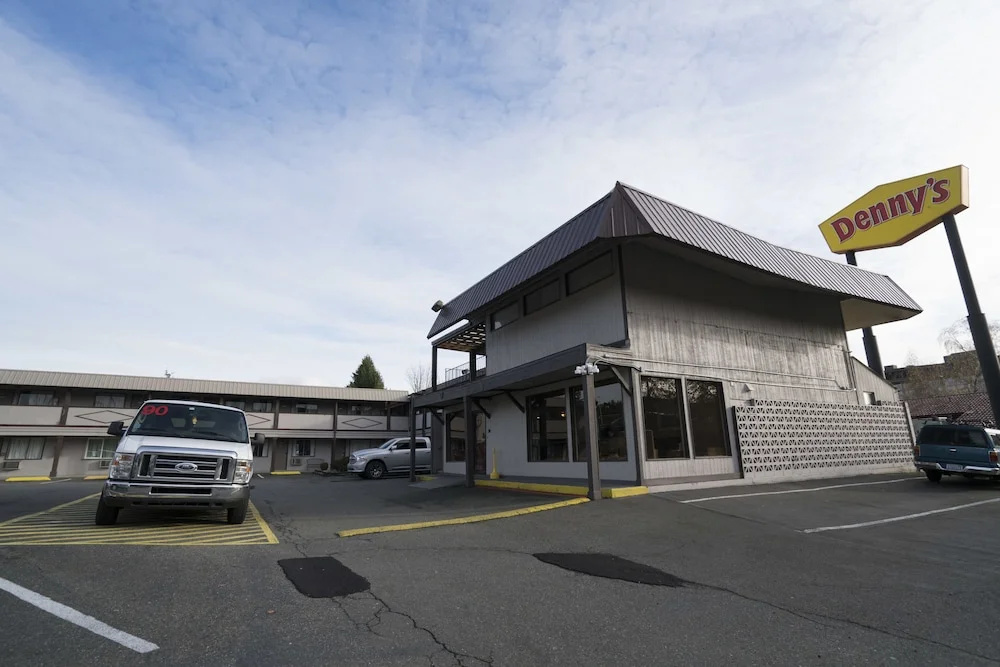 Seatac Inn