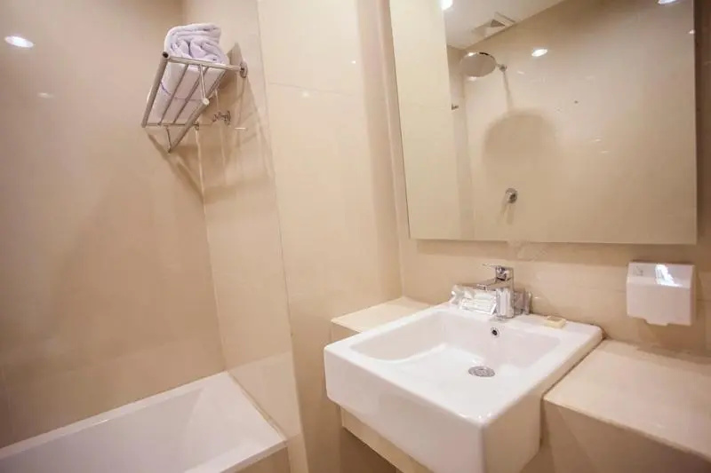 Grand Whiz Megamas Manado, photo 1
