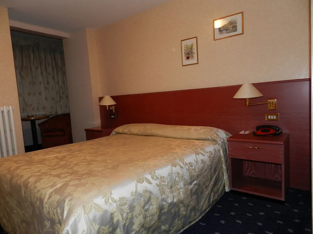 Hotel Emet - Chambres