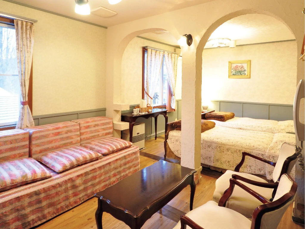 Standard Triple room