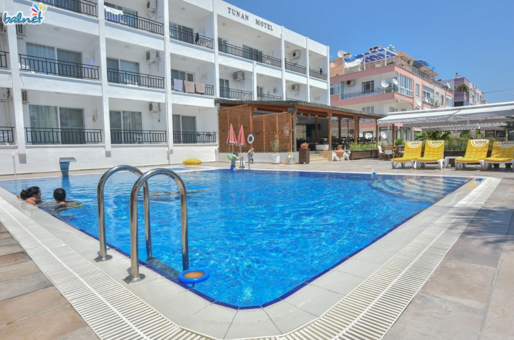 Hotel photo 12
