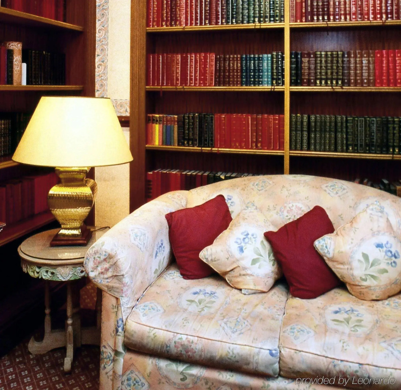 Henley House Hotel