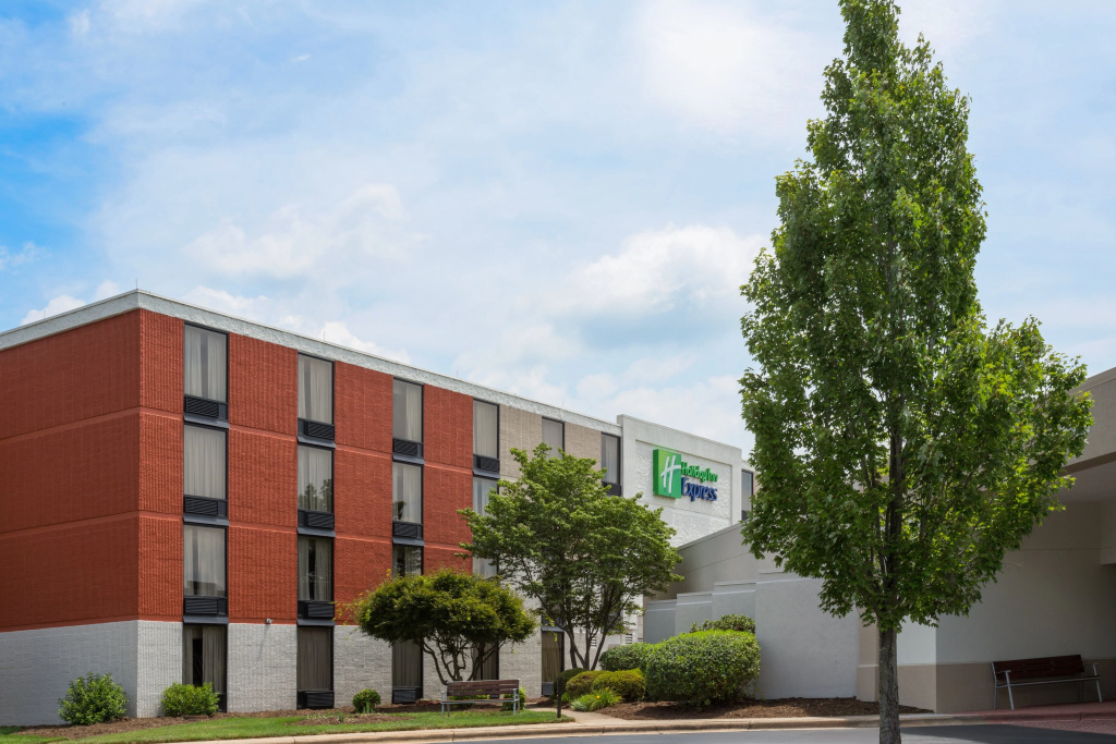 Holiday Inn Express Wilkesboro by IHG