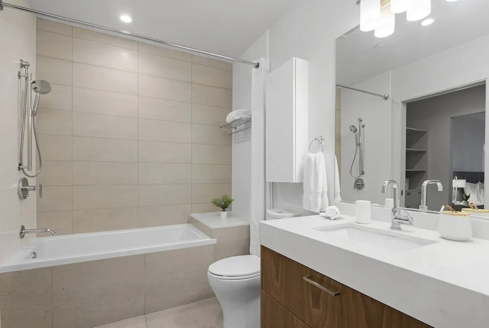 Level Furnished Living - Chambres