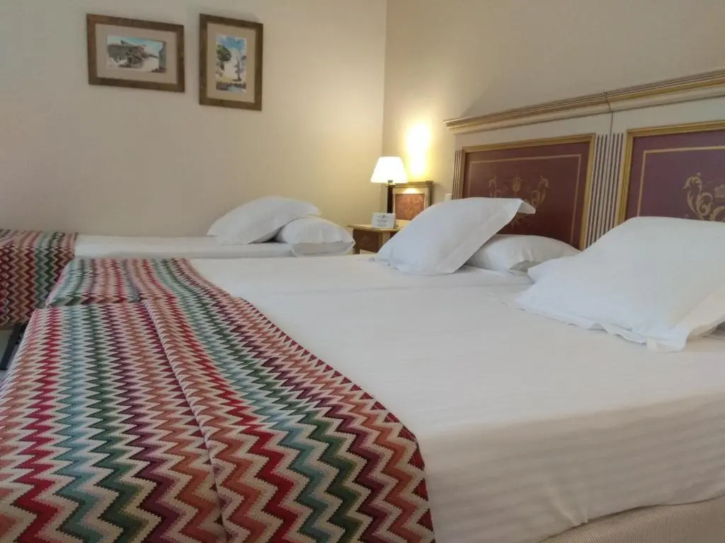 Hotel Alcázar de La Reina - Chambres