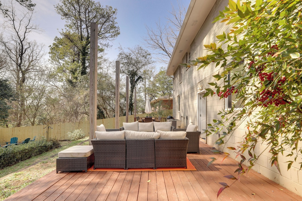 Easy Access to Atlantas Best! Home w/ Yard & Deck