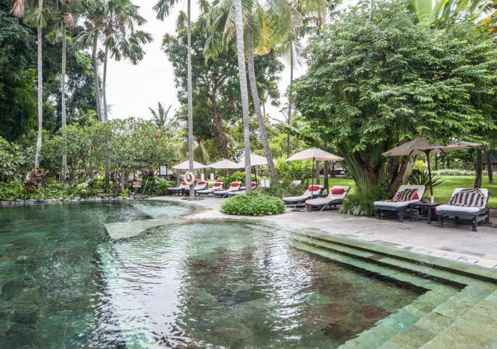 Segara Village Hotel