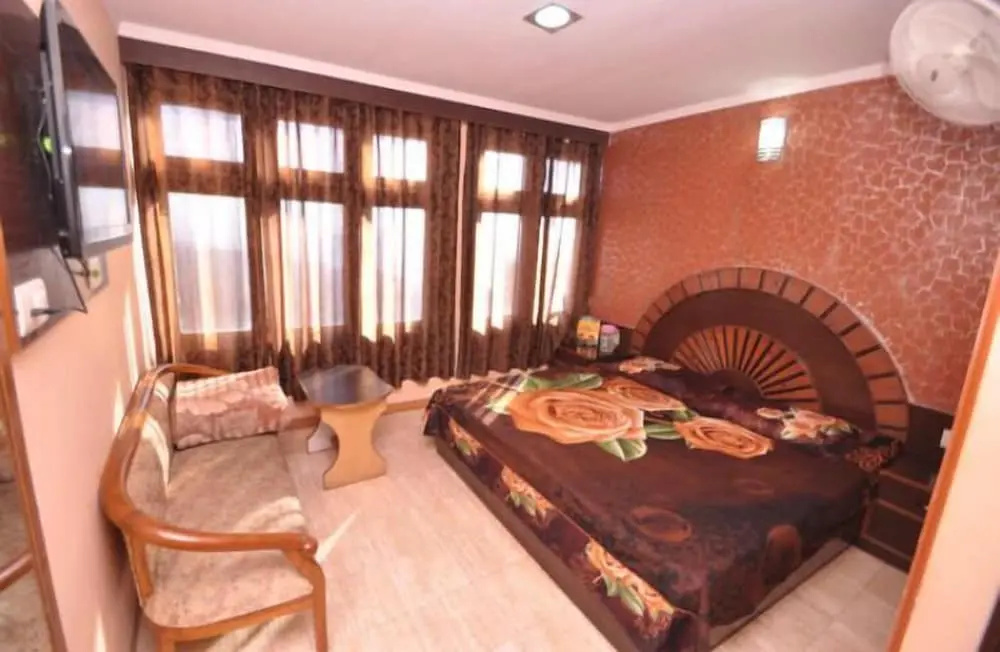 Hotel Sidharth Regency - Chambres