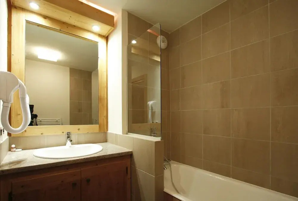 Voir la photo 4 — Spacious Retreat With Terrace