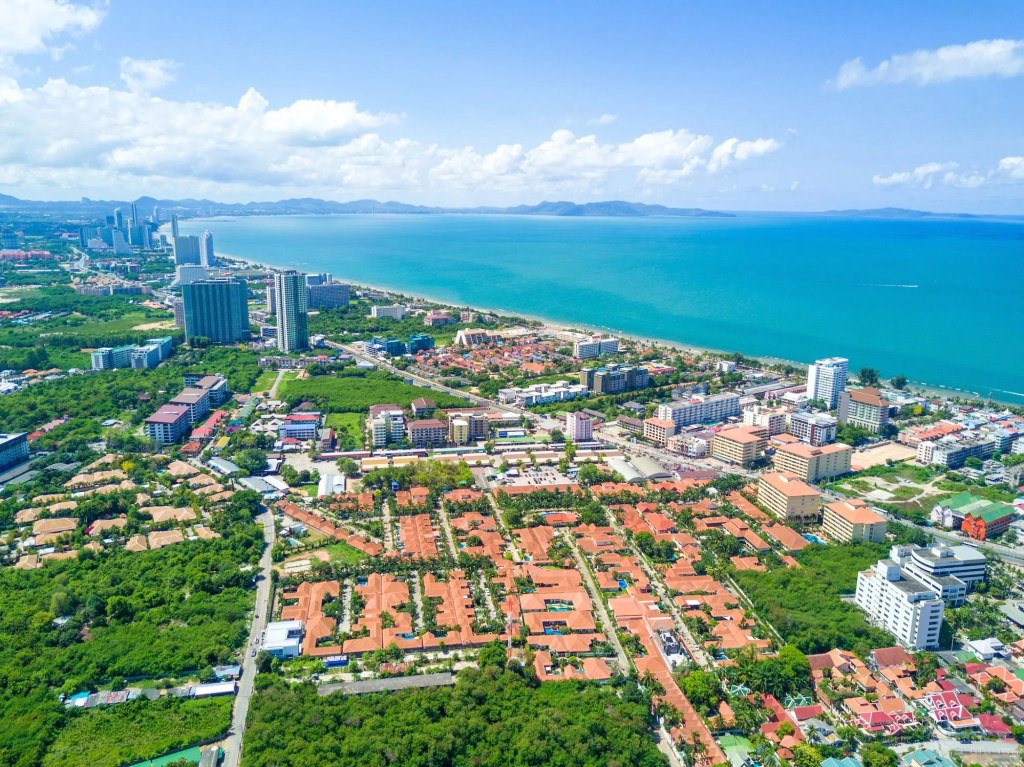 Beach & Waterfront