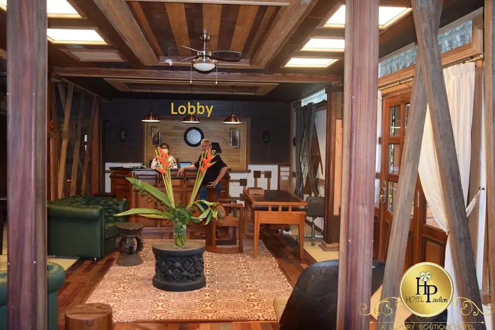 Lobby & Reception