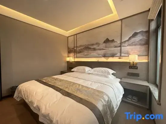 Premium Double room (full double bed)
