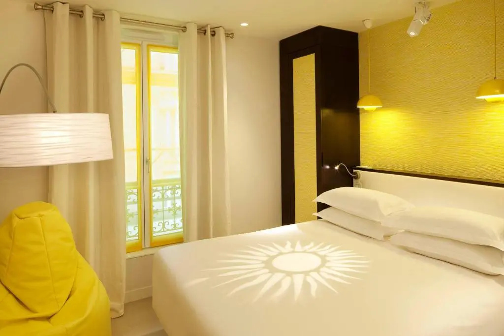 Classic Double room (full double bed)