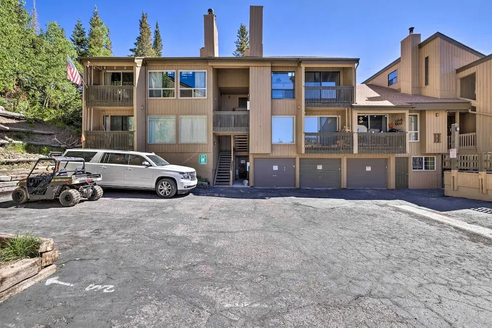 Brian Head Condo w/ Deck & View - Walk to Ski Lift