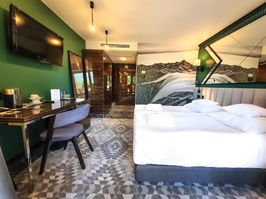 Deluxe room with balcony