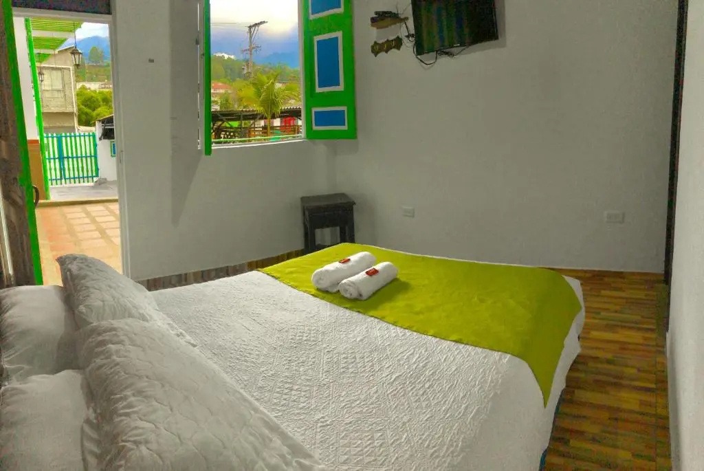 Standard Double room with garden view (full double bed)