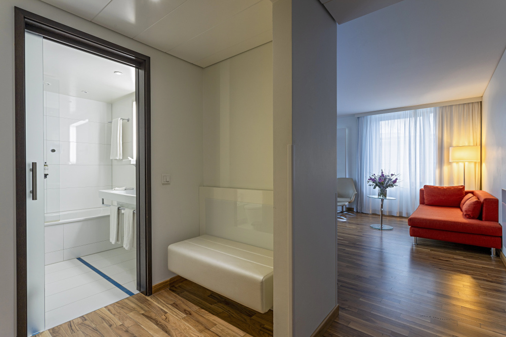 Отель Pestana Berlin Tiergarten в Берлине